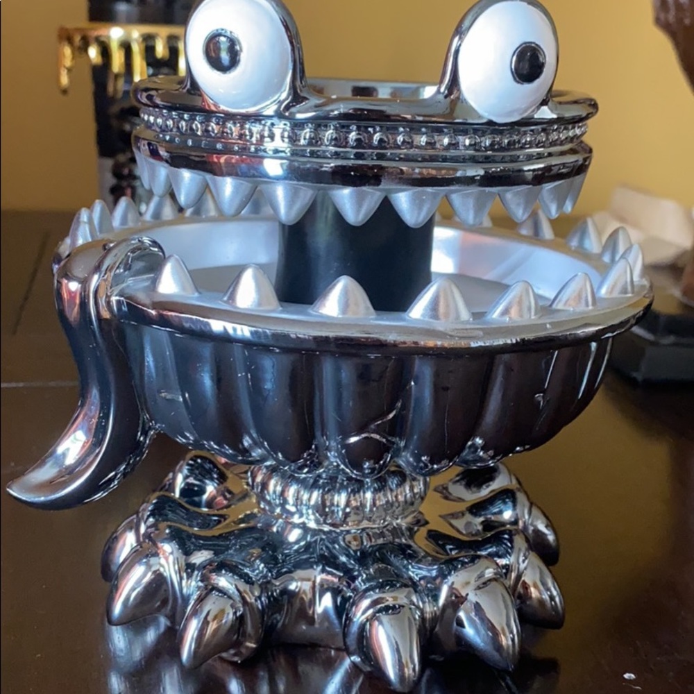 Monster 160. Madam 150 . Candle holder stick 85